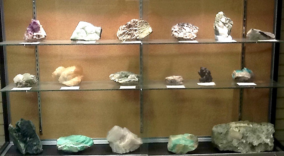JMU Mineral Museum & Geology Lab, January 2013