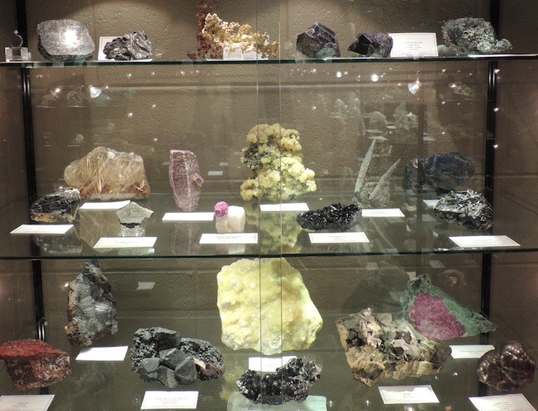 JMU Mineral Museum & Geology Lab, January 2013<br />[Contributed by & used with permission of Mary Loose DeViney]